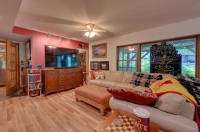 3 Mi to Iowa State University Ames Apartment